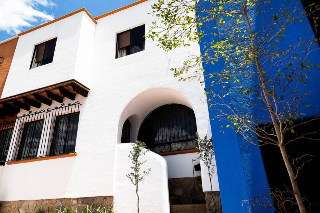 Casa Aurora, Estilo Rustico-Moderno, Guanajuato Villa Luaran gambar